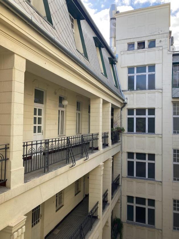 Vintage Elegance Mostcentralapt !Vaci Street! Βουδαπέστη Εξωτερικό φωτογραφία